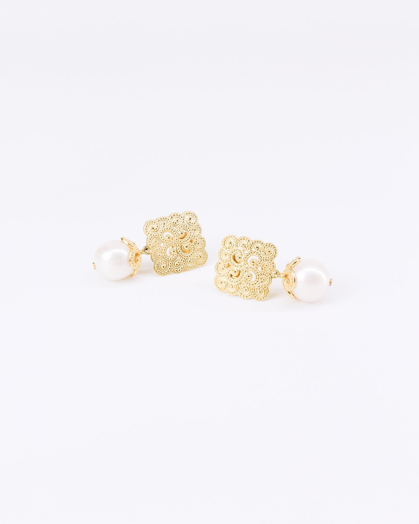 helena earrings - TRUVAI